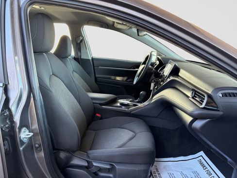 Used 2024 Toyota Camry LE image 18
