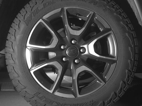 Used 2025 Jeep Compass Trailhawk image 14