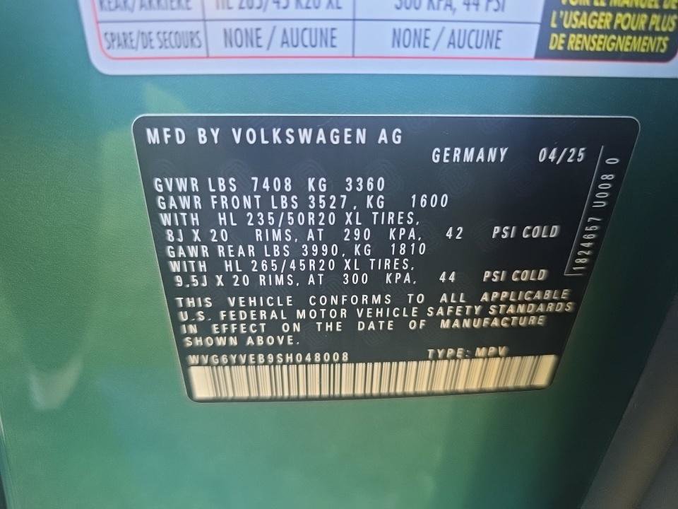 Used 2025 Volkswagen ID. Buzz 1st Edition AWD/4WD image 16