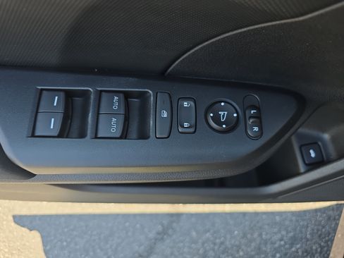 Used 2016 Honda Civic LX image 28