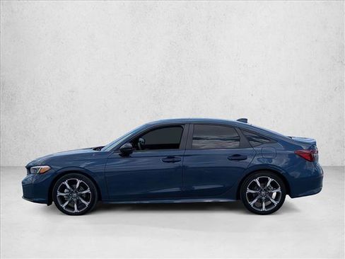 Used 2025 Honda Civic Sport Touring image 9