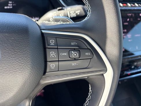 New 2025 Jeep Grand Cherokee Laredo X w/ Luxury Tech Group I image 21