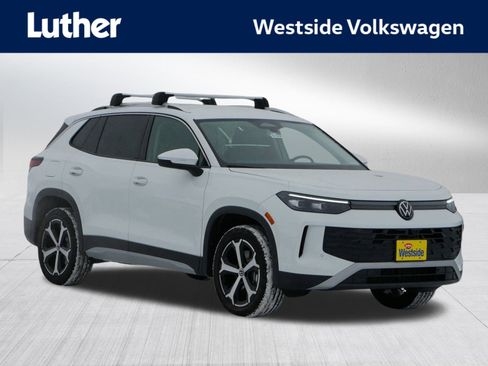 New 2025 Volkswagen Tiguan SE AWD/4WD image 1