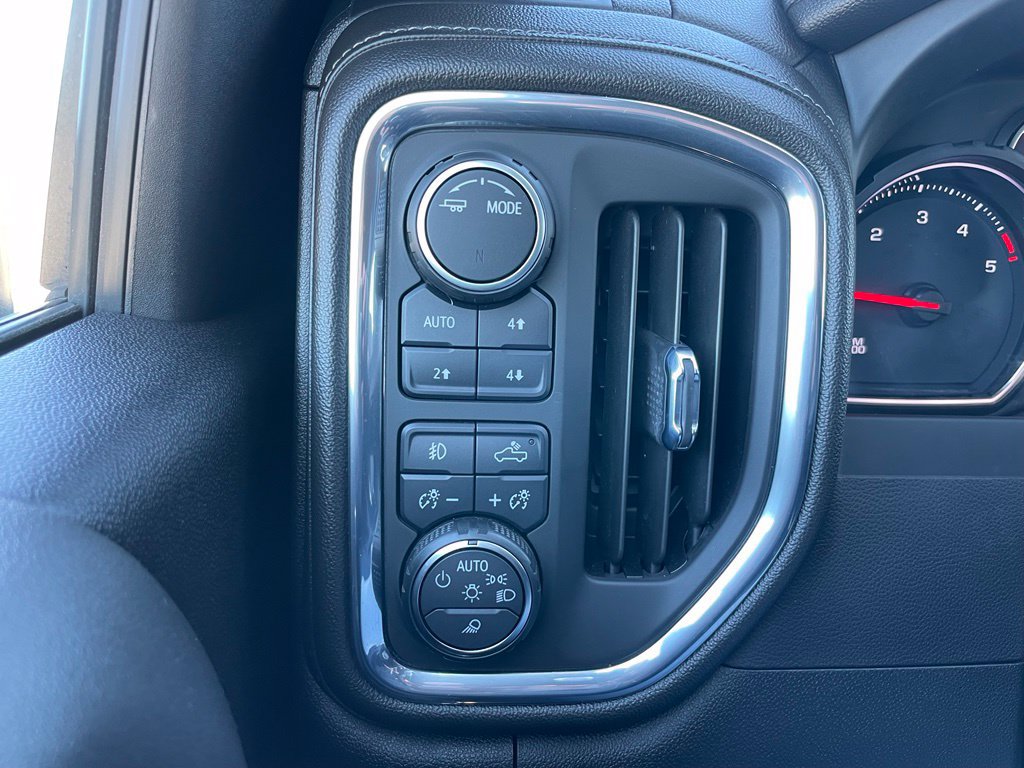 Used 2022 Chevrolet Silverado 2500 LTZ w/ Gooseneck/5TH Wheel Package AWD/4WD image 39