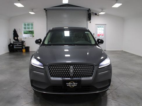 Used 2022 Lincoln Corsair AWD w/ Premium Package image 3