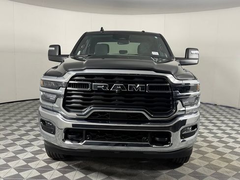 Certified 2025 RAM 2500 Big Horn AWD/4WD image 5