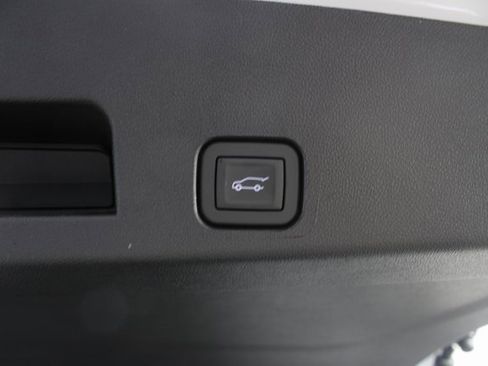 New 2026 GMC Acadia Elevation w/ Elevation Premium Package image 22