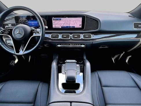 Used 2025 Mercedes-Benz GLE 450e 4MATIC image 16