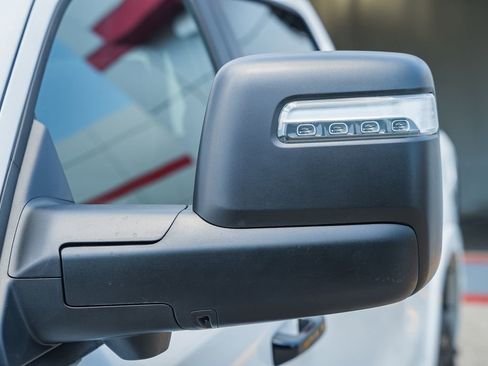 New 2026 RAM 1500 Laramie AWD/4WD image 18