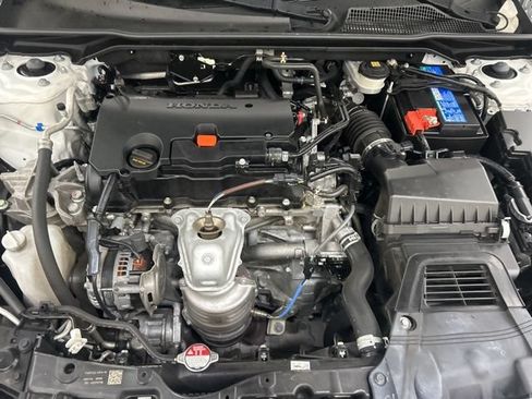 Used 2023 Honda Civic Sport image 24