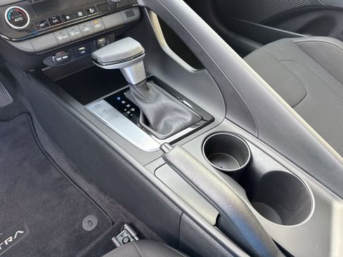 Certified 2023 Hyundai Elantra SEL image 22