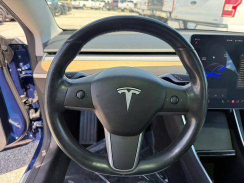 Used 2019 Tesla Model 3 Long Range AWD/4WD image 18