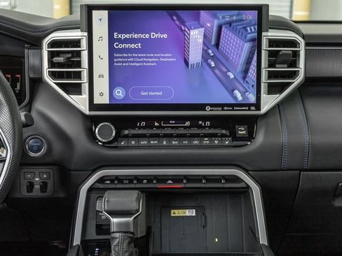 Used 2023 Toyota Sequoia Platinum image 8