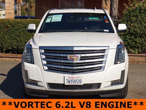Used 2017 Cadillac Escalade ESV Platinum image 3