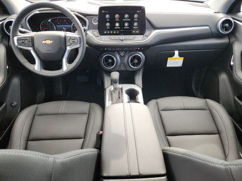 New 2025 Chevrolet Blazer LT image 8