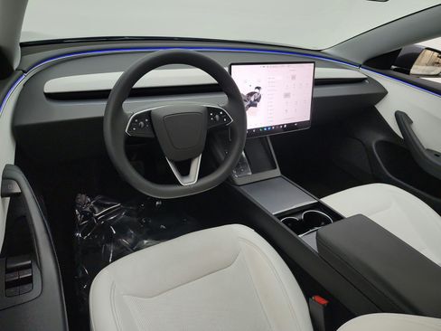Used 2025 Tesla Model 3 RWD image 13
