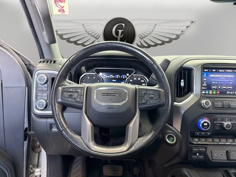 Used 2022 GMC Sierra 3500 Denali w/ Denali Ultimate Package AWD/4WD image 12