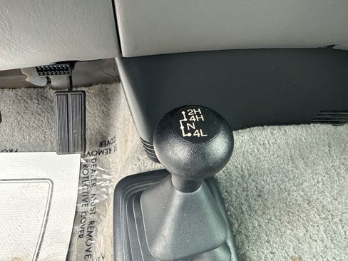 Used 1997 Ford F150 Lariat AWD/4WD image 21