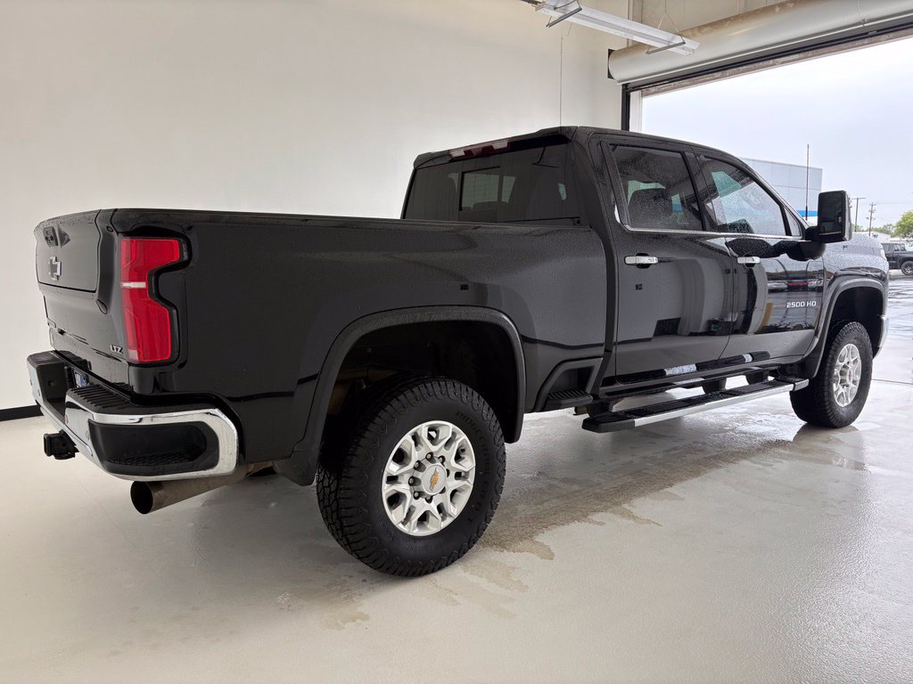 Used 2024 Chevrolet Silverado 2500 LTZ w/ LTZ Premium Package AWD/4WD image 21