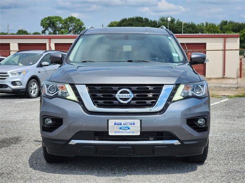 Used 2020 Nissan Pathfinder SL image 2