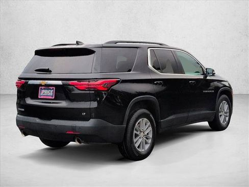 Used 2022 Chevrolet Traverse LT FWD image 5