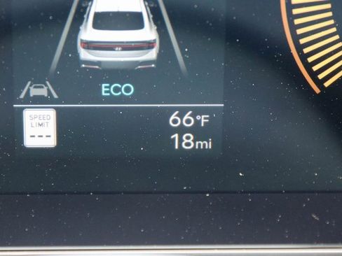 New 2025 Hyundai Sonata SEL image 23