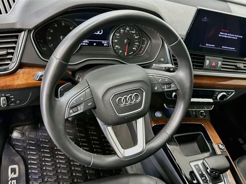 Used 2023 Audi Q5 2.0T Premium w/ Convenience Package AWD/4WD image 18