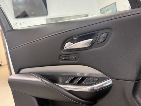 Used 2023 Cadillac XT4 Premium Luxury w/ Cold Weather Package image 14