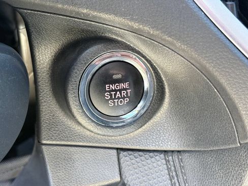 Used 2020 Subaru Forester Premium AWD/4WD image 16