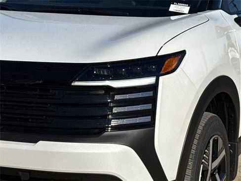 New 2026 Nissan Kicks SV image 5