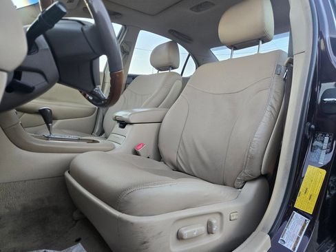 Used 2005 Lexus ES 330 image 10