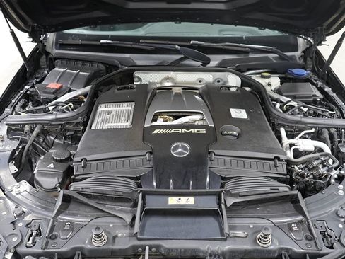 Used 2021 Mercedes-Benz AMG GT 63 S image 26