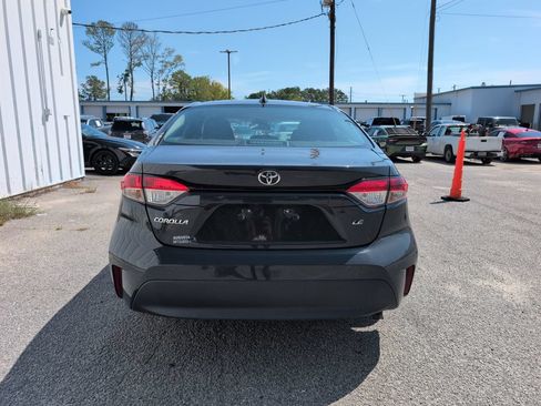 Used 2023 Toyota Corolla LE FWD image 7