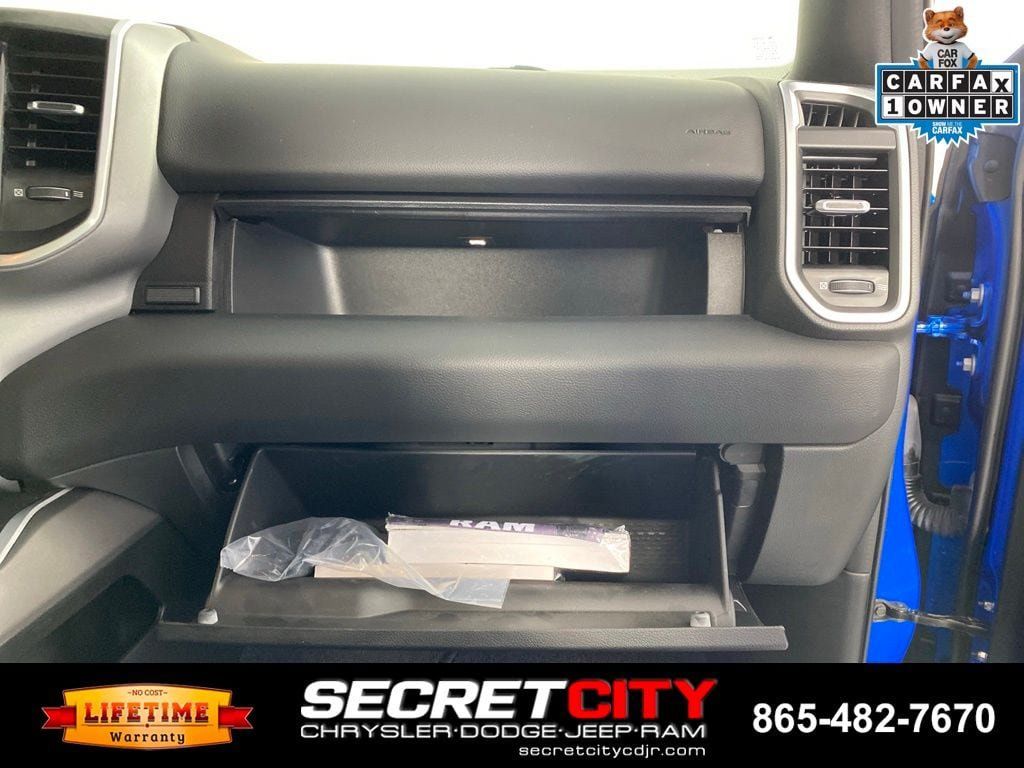 Used 2022 RAM 1500 Big Horn AWD/4WD image 32