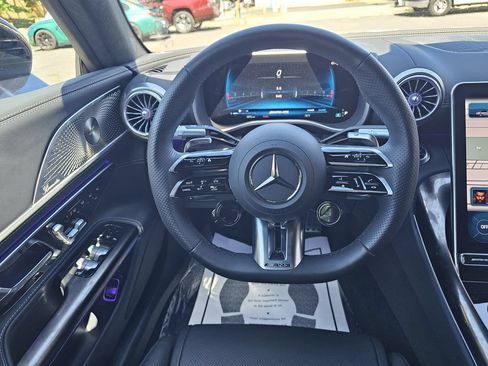 Used 2025 Mercedes-Benz SL 43 AMG image 41