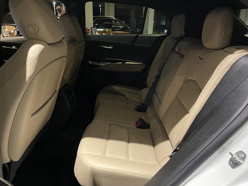 Certified 2024 Cadillac XT4 Luxury w/ Cold Weather Package image 14