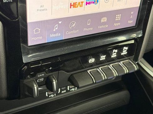 New 2026 RAM 3500 Big Horn AWD/4WD image 16