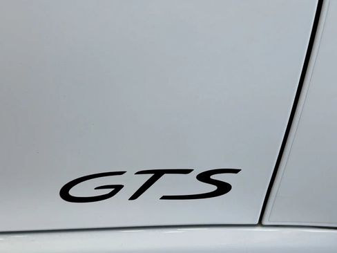 Used 2018 Porsche 718 Cayman GTS image 43