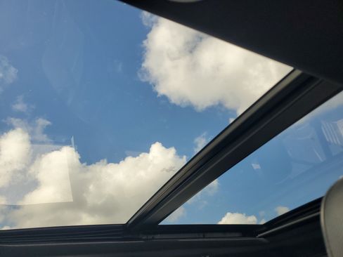 Used 2023 Ford F150 Raptor image 32