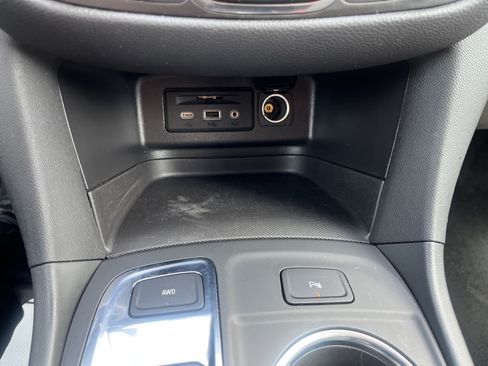Used 2024 Chevrolet Equinox LT AWD/4WD image 26