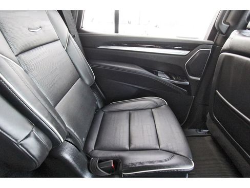 Used 2025 Cadillac Escalade Sport w/ LPO, Floor Liner Package RWD image 11