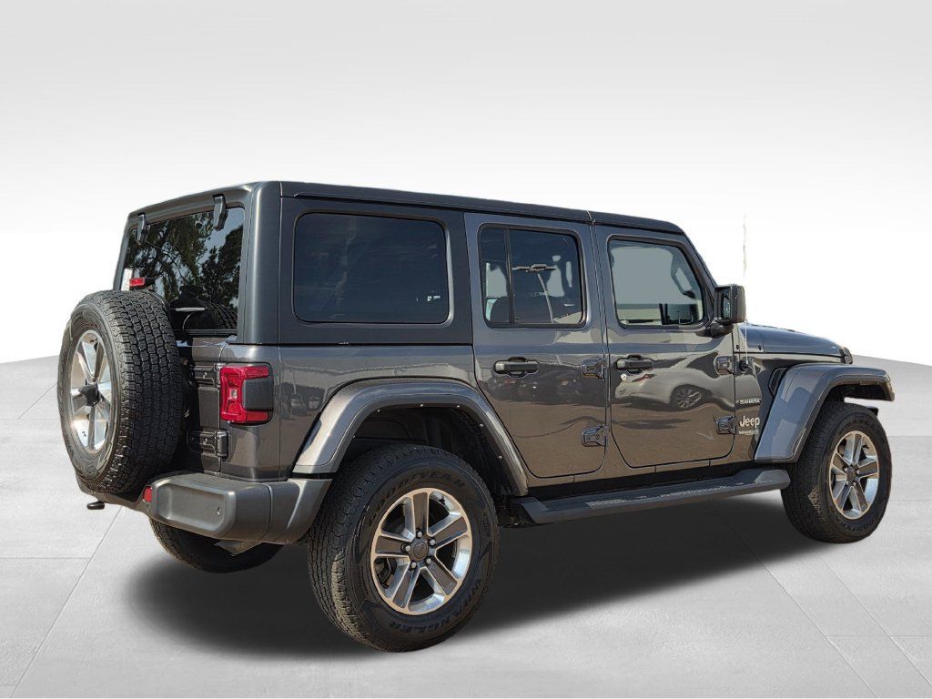 Used 2022 Jeep Wrangler Unlimited Sahara w/ Cold Weather Group AWD/4WD image 6