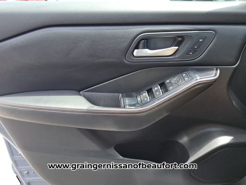 Used 2025 Nissan Rogue SV w/ Rock Creek Premium Package AWD/4WD image 16
