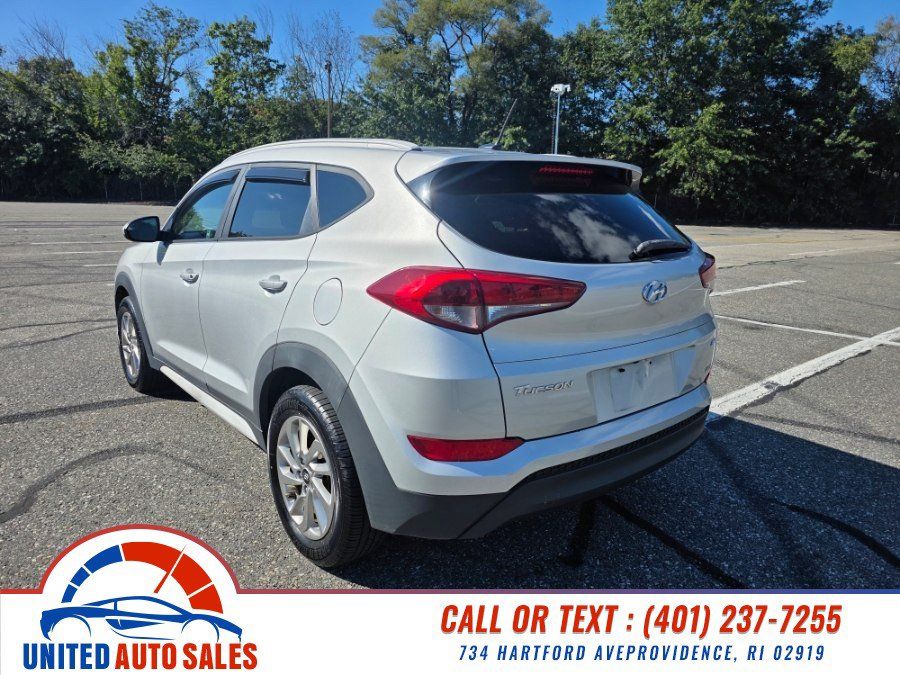 Used 2017 Hyundai Tucson SE w/ SE Popular Package 02 AWD/4WD image 3