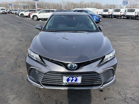 Used 2022 Toyota Camry LE image 10