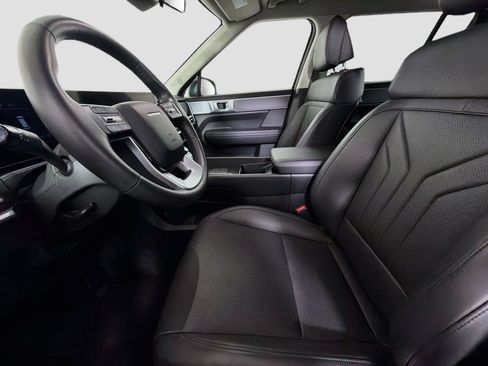 Used 2026 Hyundai Santa Fe SEL FWD image 13