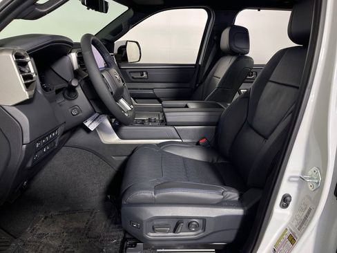 New 2026 Toyota Tundra Platinum image 12