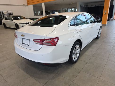 Used 2022 Chevrolet Malibu LT FWD image 8