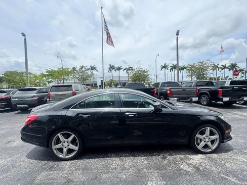 Used 2014 Mercedes-Benz CLS 550 4MATIC w/ Sport Package image 8
