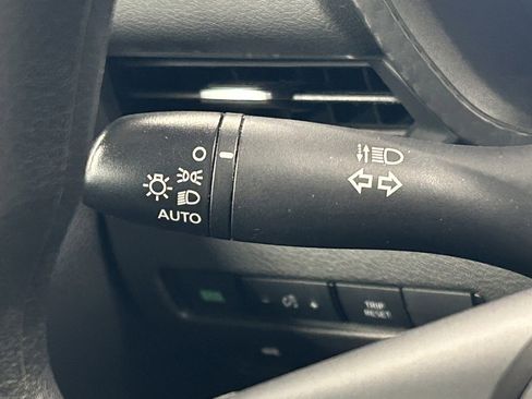 Used 2024 Nissan Sentra S image 23